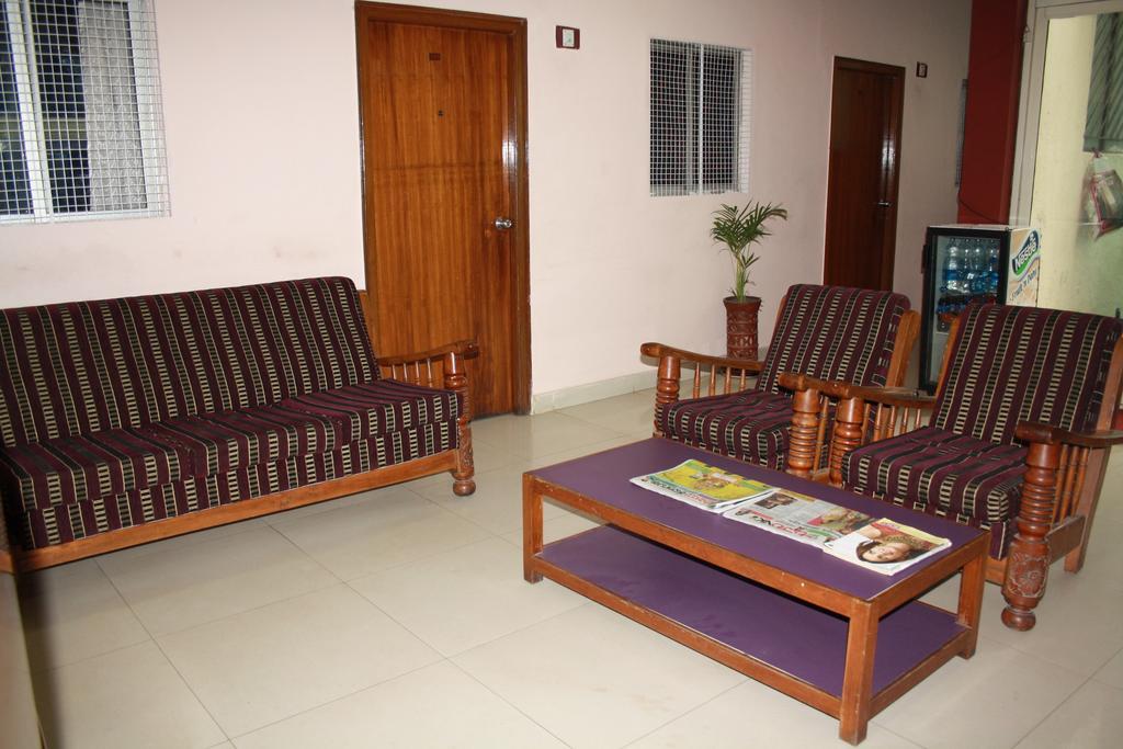 Minerva Residency Hotel Bangalore Exterior photo